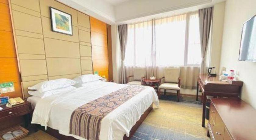 Greentree Inn Guangdong Jieyang Bus Terminal Station Ronghua Avenue Business Hotel Kültér fotó